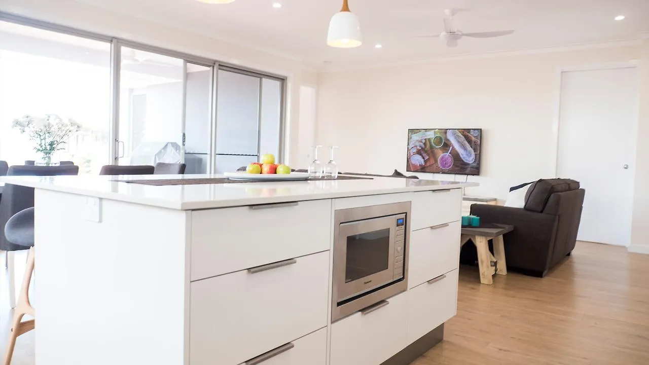 Holiday home Tranquil Tides Ballina