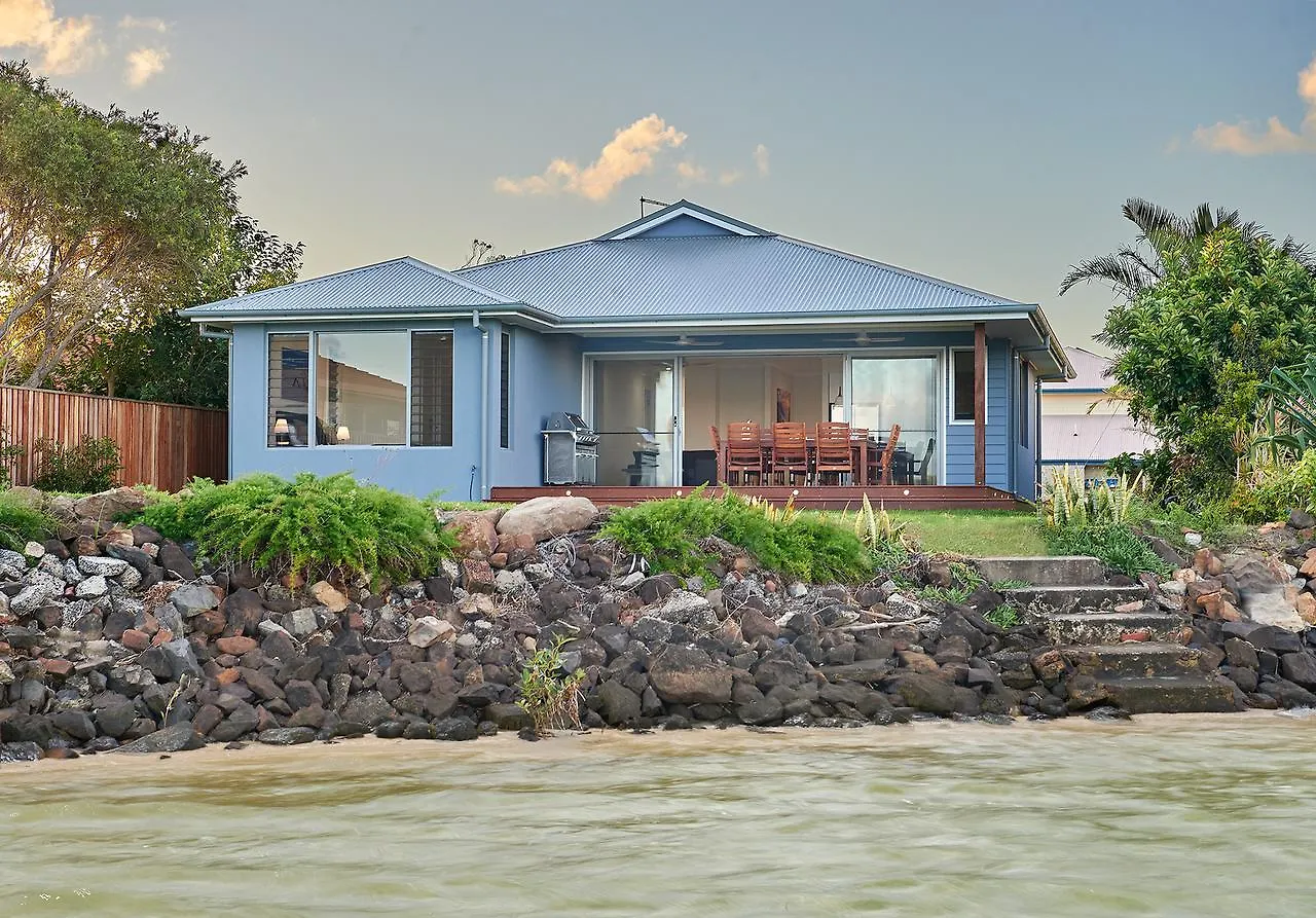 Holiday home Tranquil Tides Ballina